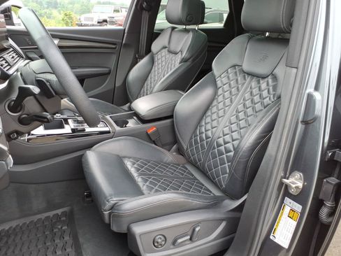 Used 2023 Audi SQ5 Premium Plus w/ Premium Plus Package AWD/4WD image 8