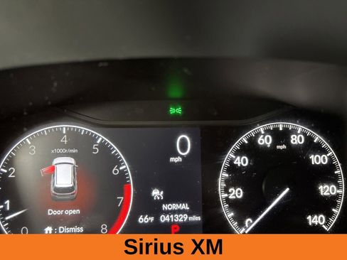 Used 2023 Honda Pilot Touring image 13