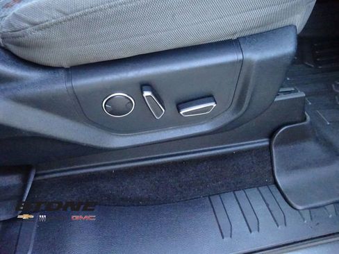 Used 2015 Ford F150 XLT w/ Equipment Group 302A Luxury image 30