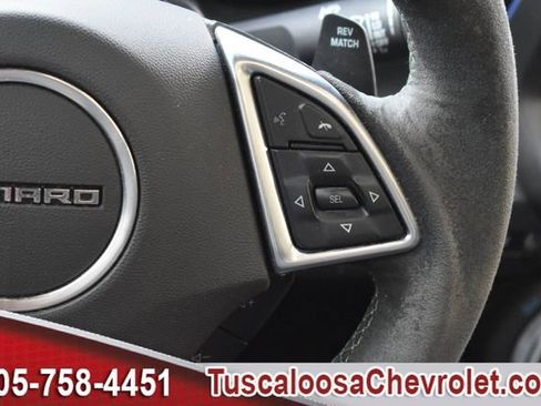 Used 2018 Chevrolet Camaro SS image 30