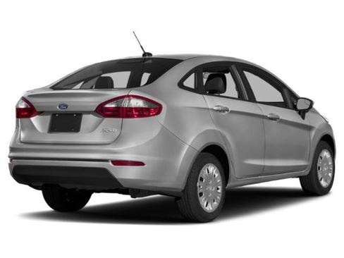 Used 2019 Ford Fiesta SE FWD image 2