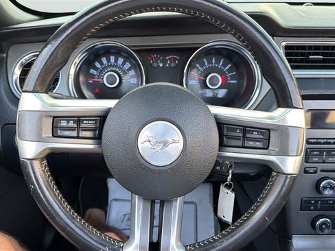 Used 2013 Ford Mustang Convertible RWD image 28