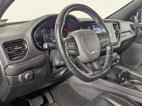 Used 2024 Dodge Durango GT RWD image 13