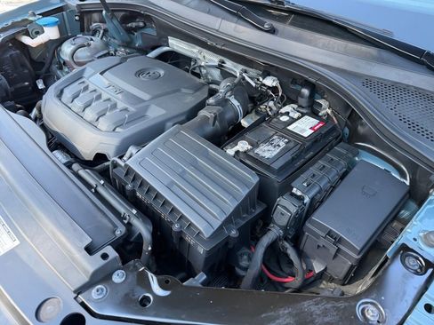 Used 2019 Volkswagen Tiguan SE w/ Panoramic Sunroof Package image 33