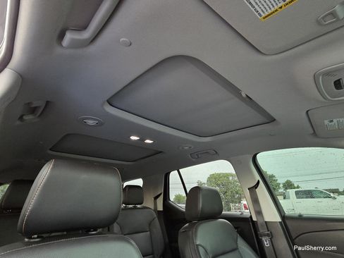 Used 2021 Chevrolet Traverse Premier w/ Redline Edition AWD/4WD image 21