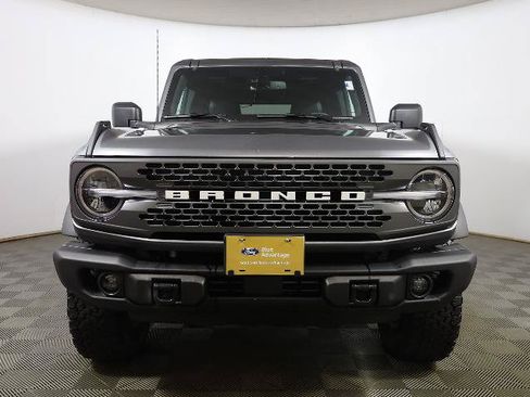 Certified 2025 Ford Bronco Badlands AWD/4WD image 3