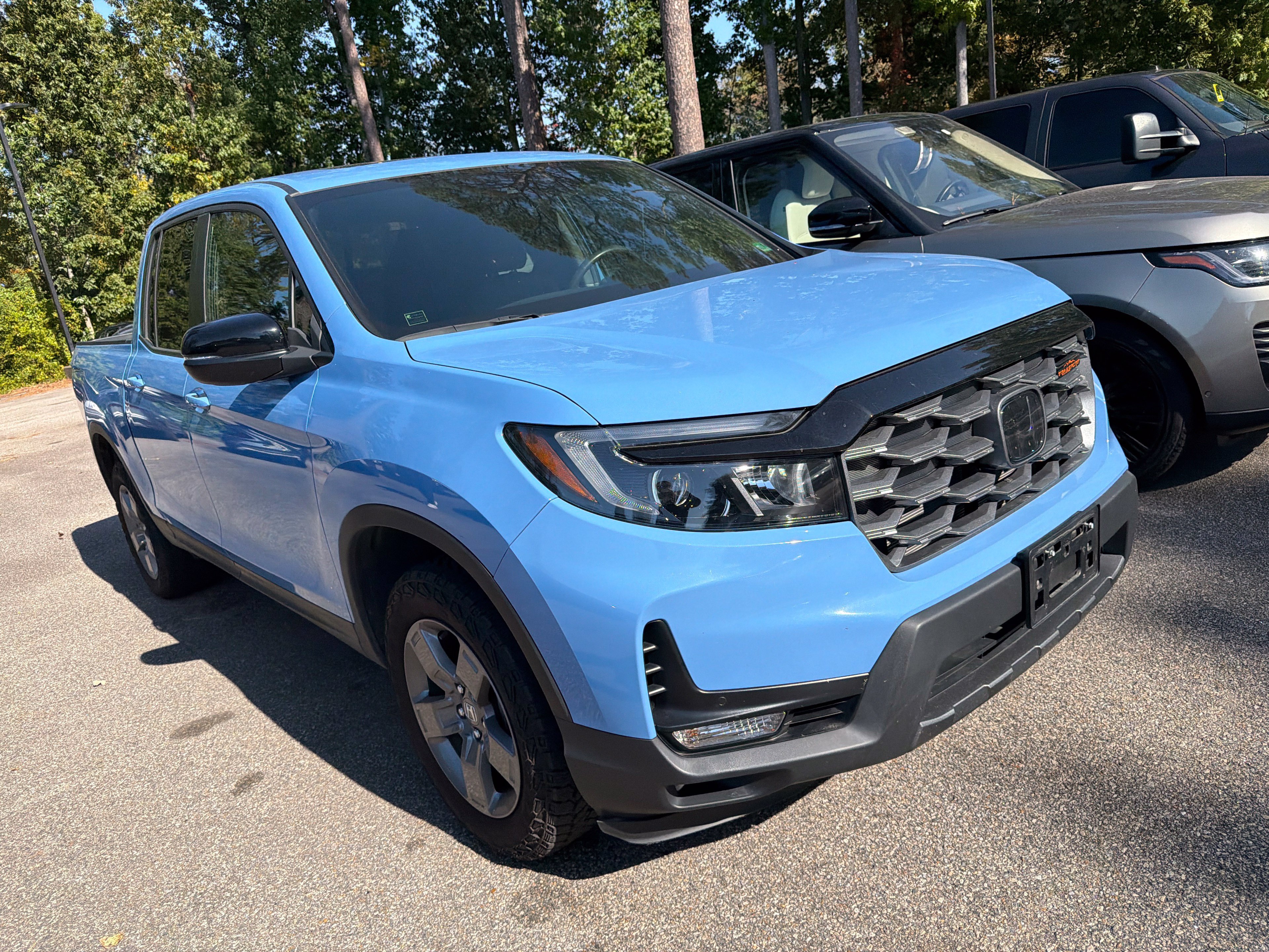 Used 2025 Honda Ridgeline TrailSport image 9