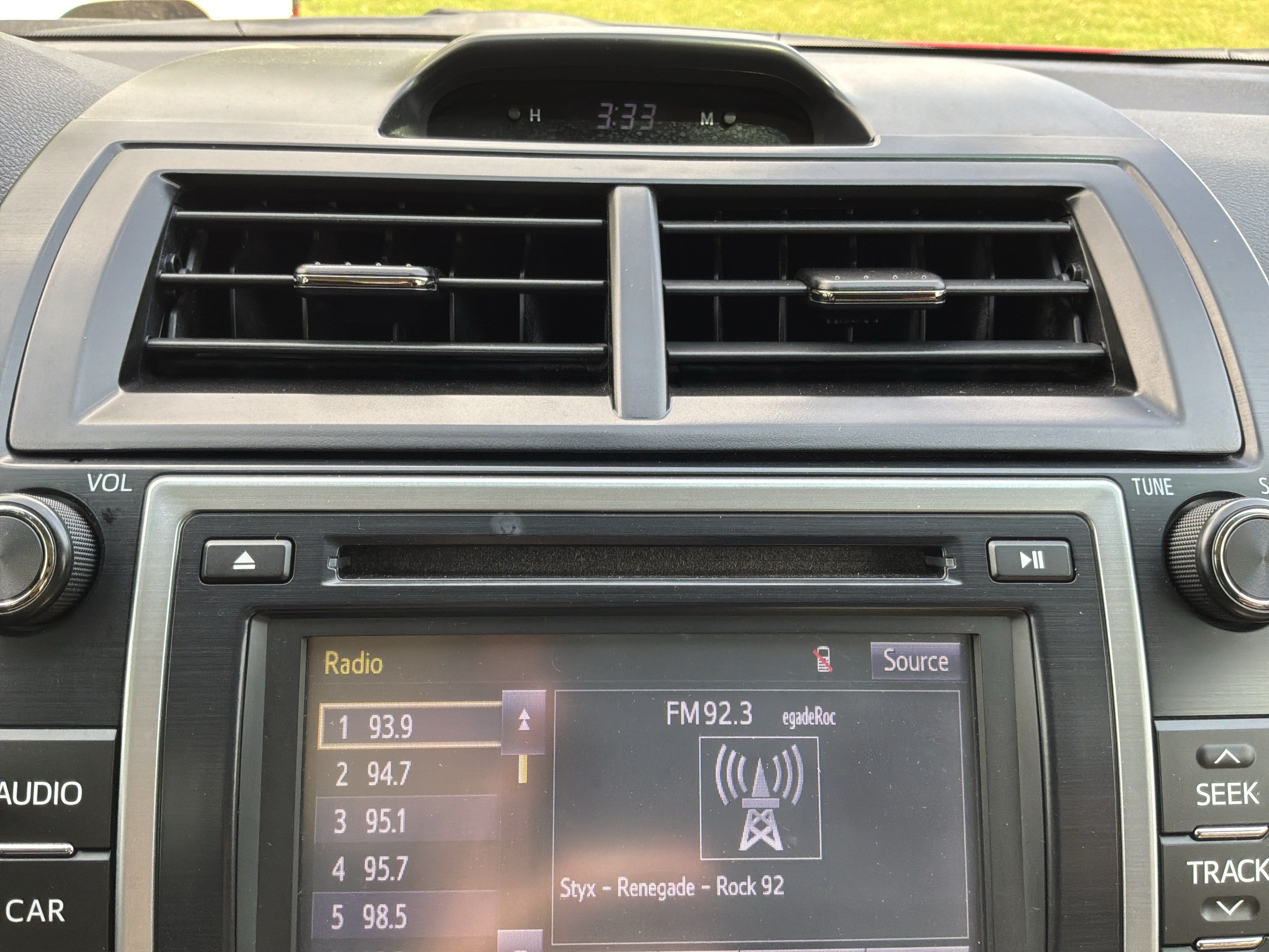 Used 2014 Toyota Camry FWD image 27