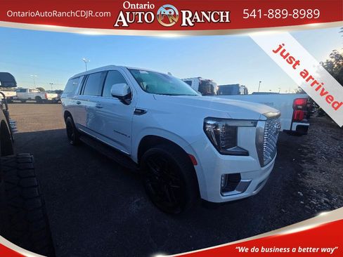 Used 2023 GMC Yukon XL Denali AWD/4WD image 1