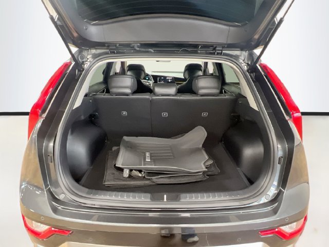 Used 2024 Kia Niro EX Touring FWD image 28