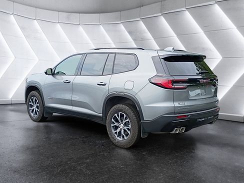 Used 2026 GMC Acadia AT4 AWD/4WD image 4