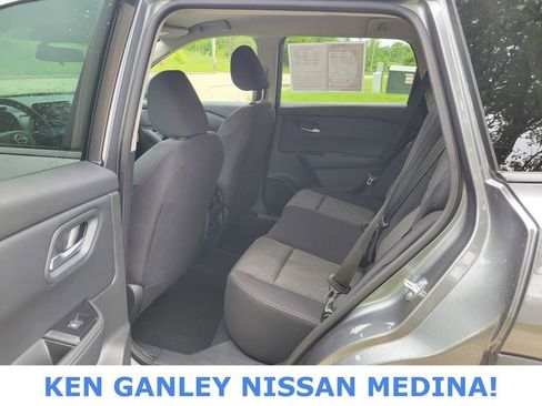 Certified 2026 Nissan Rogue SV AWD/4WD image 39