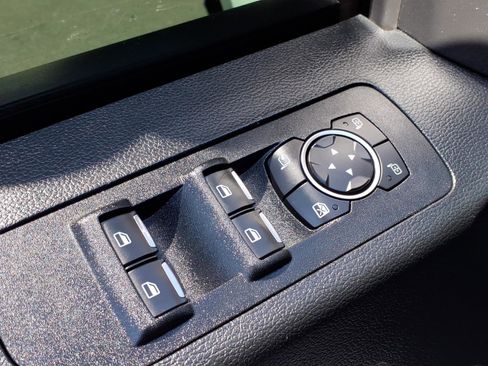 Used 2019 Ford F150 Raptor w/ Equipment Group 802A Luxury image 14