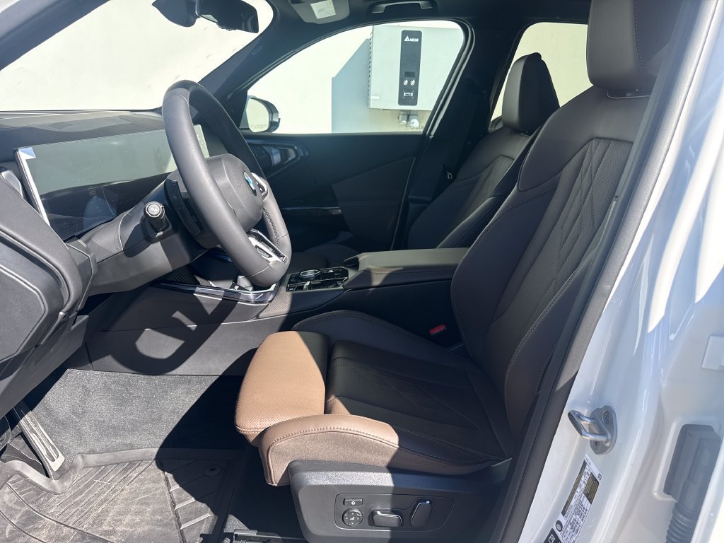 Used 2026 BMW X3 xDrive30i w/ Premium Package AWD/4WD image 9