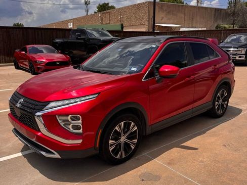 Used 2022 Mitsubishi Eclipse Cross SE FWD image 3