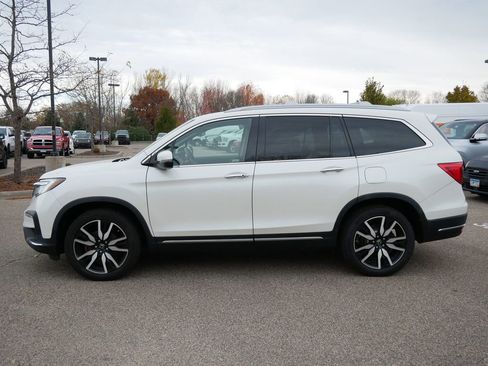 Used 2019 Honda Pilot Touring image 2