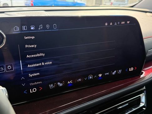 New 2026 Chevrolet Traverse RS w/ LPO, Floor Liner Package image 26