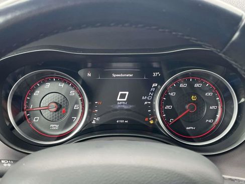 Used 2023 Dodge Charger SXT image 32