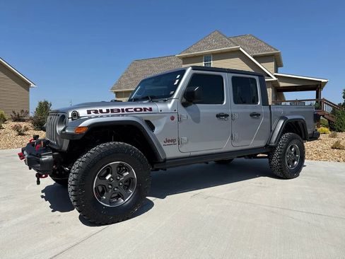 Used 2020 Jeep Gladiator Rubicon image 1