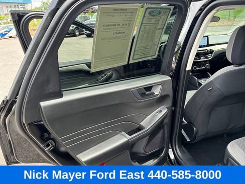 Used 2022 Ford Escape SE w/ Convenience Package FWD image 13