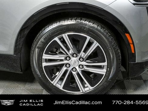 New 2026 Cadillac Lyriq Premium Luxury image 38