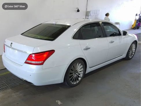 Used 2014 Hyundai Equus Signature RWD image 2