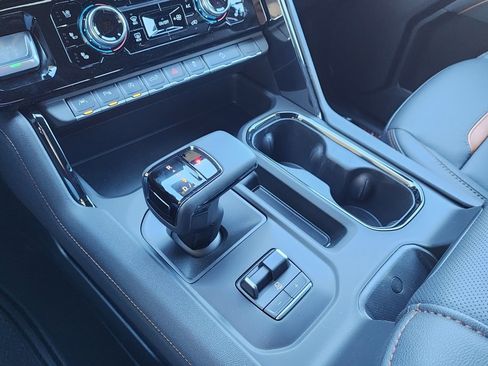 New 2026 GMC Sierra 1500 AT4 w/ AT4 Premium Package image 30