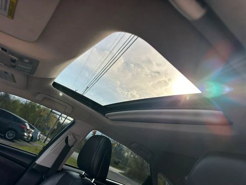 Used 2013 Toyota Avalon XLE Touring FWD image 28