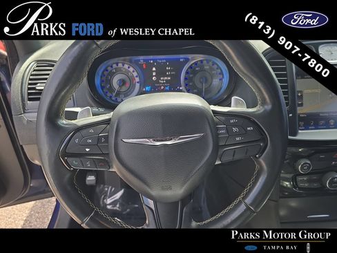 Used 2015 Chrysler 300 S RWD image 28