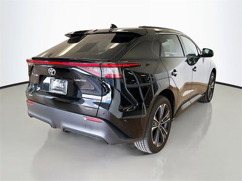 New 2025 Toyota bZ4X AWD image 39