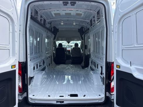 New 2026 Ford Transit 250 148 High Roof RWD image 11