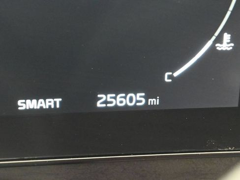 Used 2023 Kia Sportage SX FWD image 31