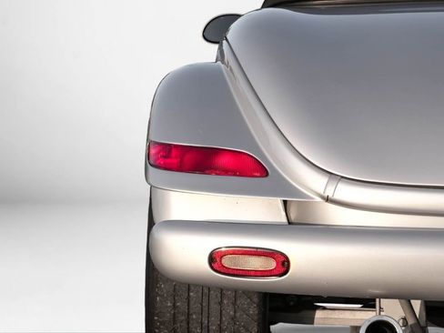 Used 2001 Chrysler Prowler image 35