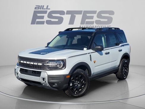 New 2026 Ford Bronco Sport Badlands w/ Badlands Tech Package AWD/4WD image 1