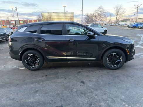 New 2026 Kia Sportage EX image 5