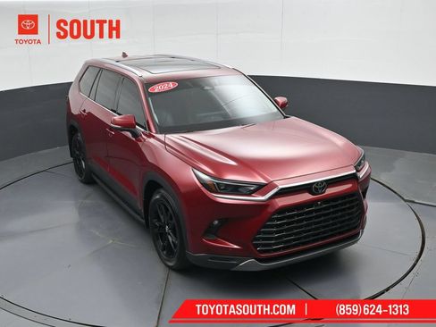 Used 2024 Toyota Grand Highlander AWD image 56