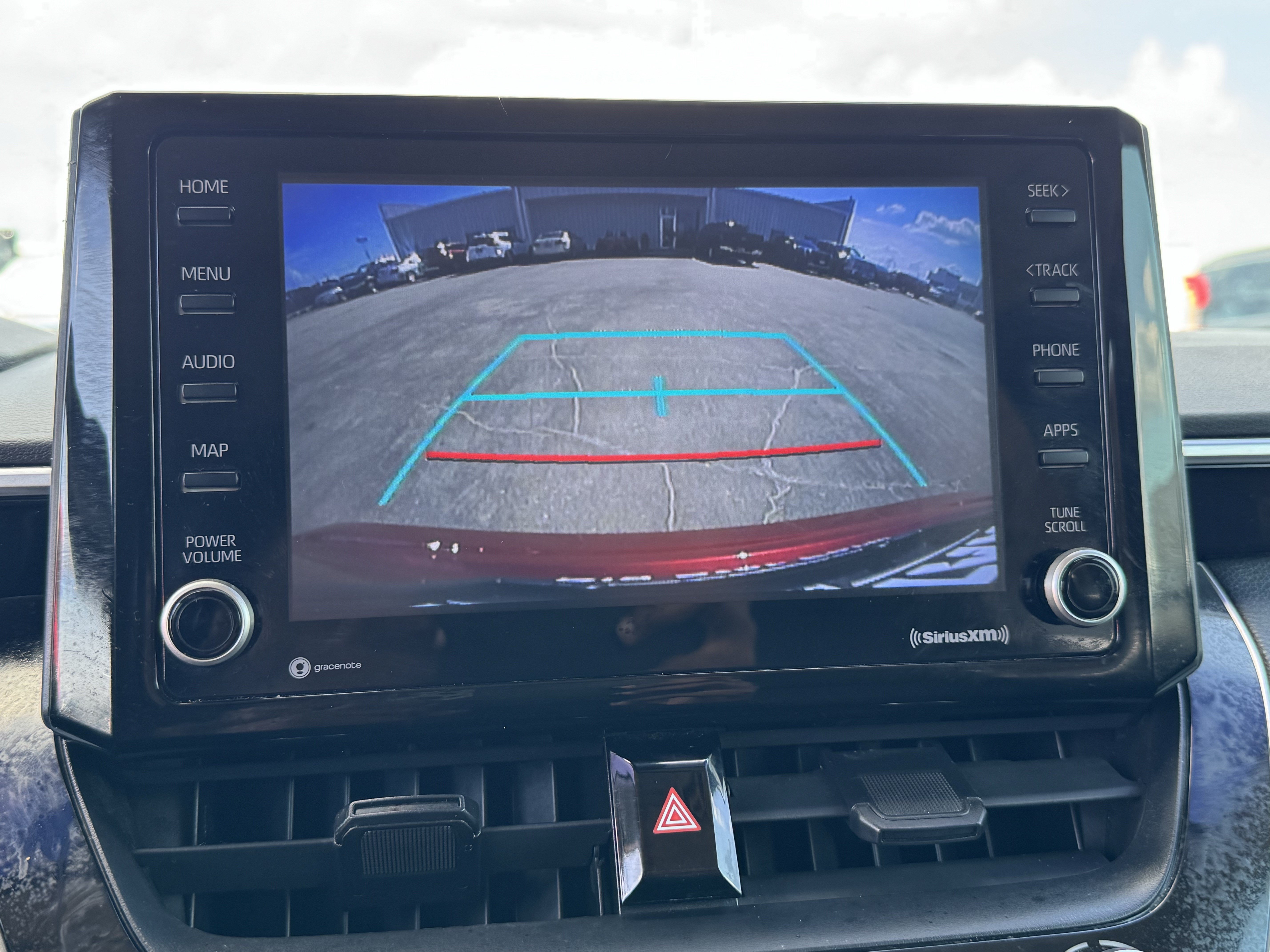 Used 2022 Toyota Corolla LE FWD image 28