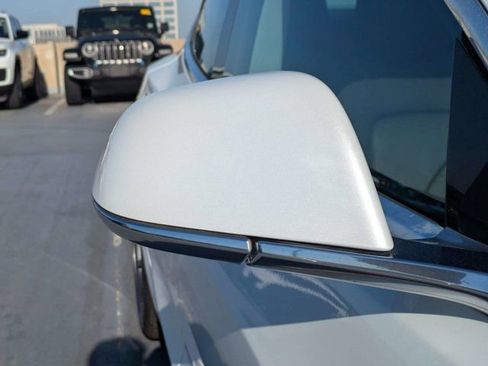 Used 2018 Tesla Model 3 Long Range image 13