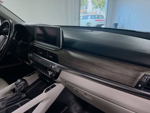 Certified 2022 Kia Telluride EX w/ EX Premium Package image 32