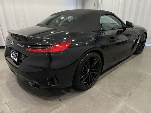 Used 2025 BMW Z4 M40i w/ Premium Package image 6