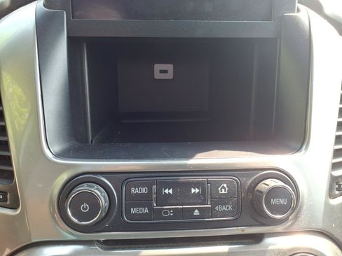 Used 2020 Chevrolet Suburban LT AWD/4WD image 12