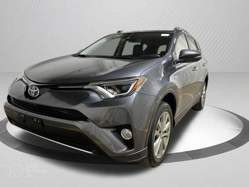 Used 2018 Toyota RAV4 Limited AWD/4WD image 5