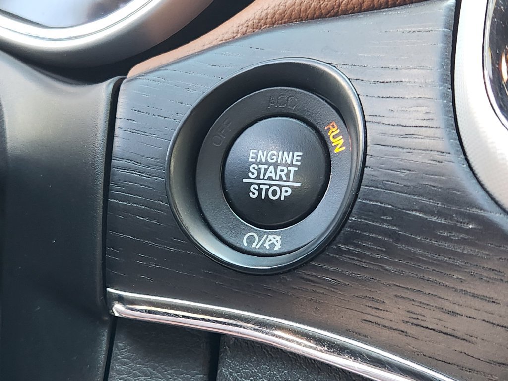 Used 2018 Jeep Grand Cherokee Summit w/ Skid Plate Group AWD/4WD image 20
