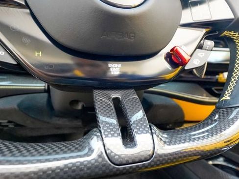 Used 2022 Ferrari SF90 Spider image 70