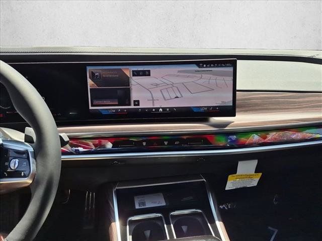 New 2026 BMW 760i xDrive w/ Executive Package AWD/4WD image 11