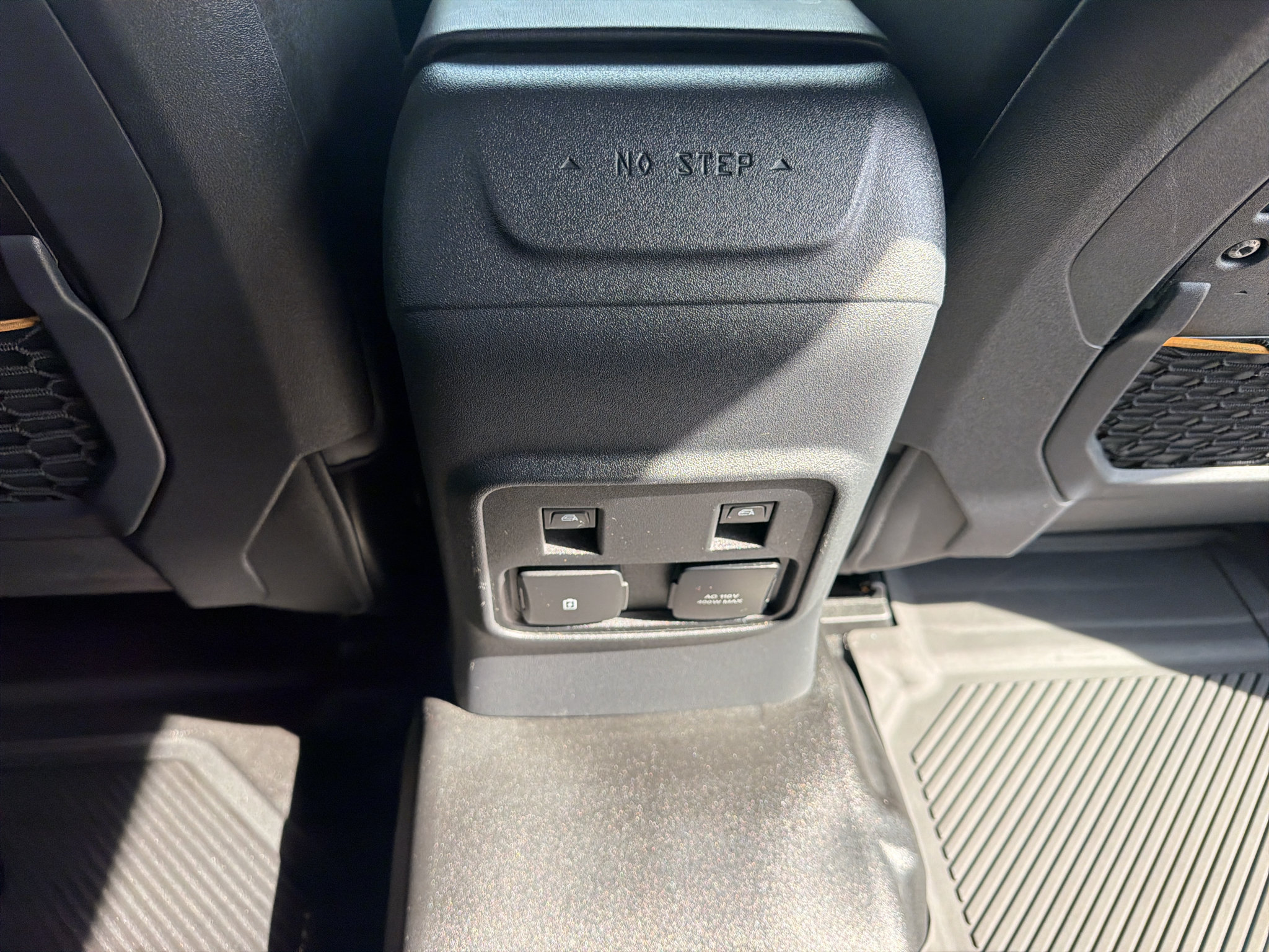 Used 2023 Ford Bronco Badlands AWD/4WD image 25