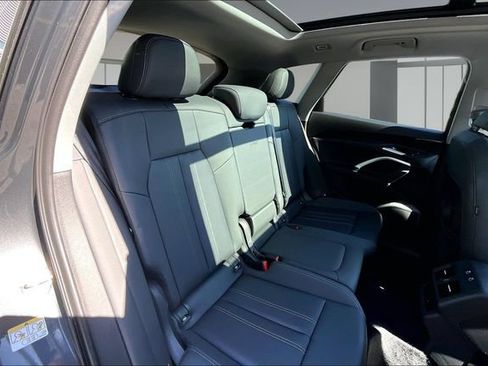 Used 2025 Audi Q5 Premium w/ Convenience Package AWD/4WD image 25