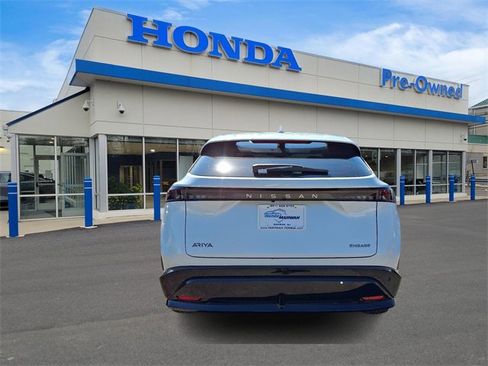 Used 2024 Nissan Ariya FWD image 5