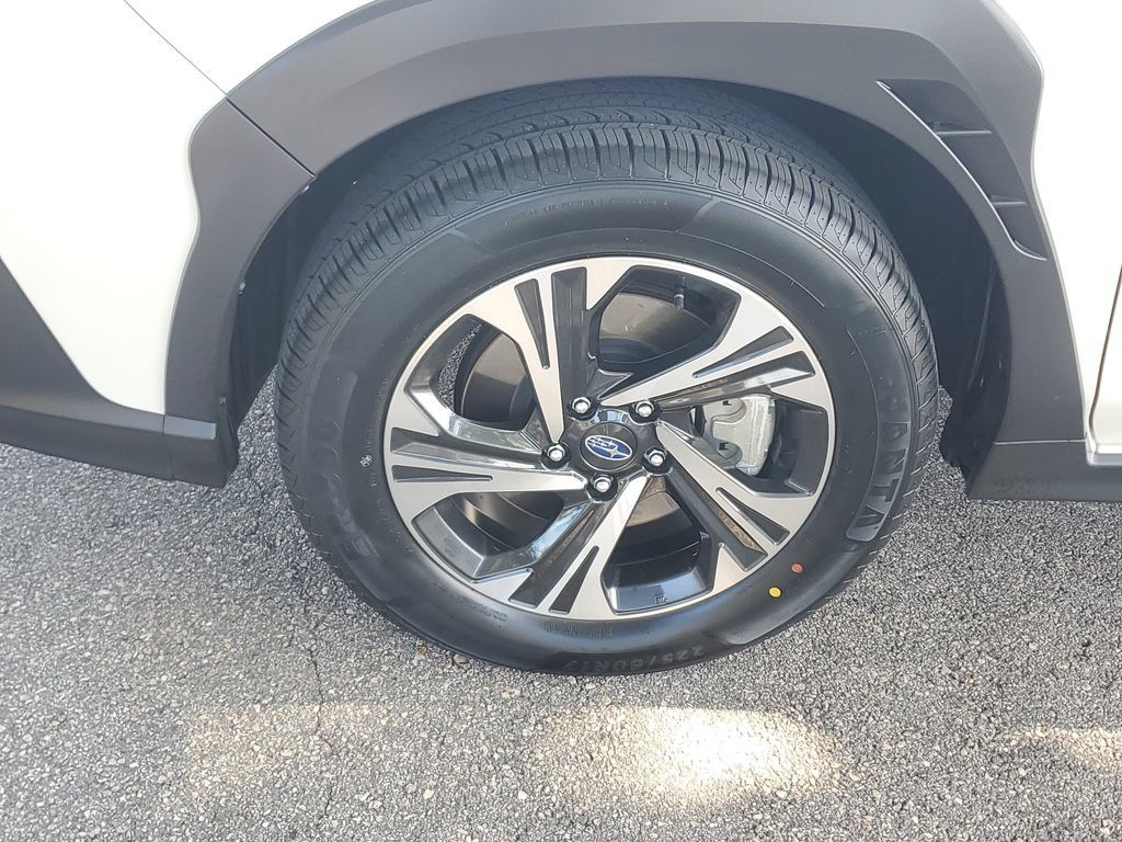 Used 2024 Subaru Crosstrek 2.0i Premium AWD/4WD image 11