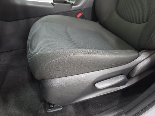 Certified 2025 Toyota RAV4 LE AWD/4WD image 26